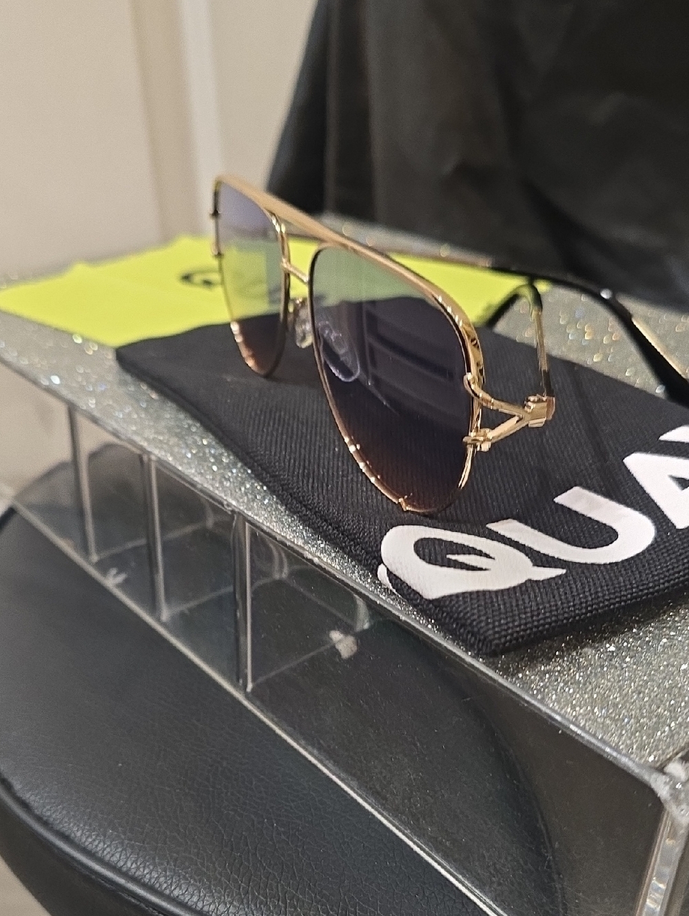 Quay Australia High Key Twist Large Aviator Sunglasses- Gold/Blue Rose - Picture 6 of 9